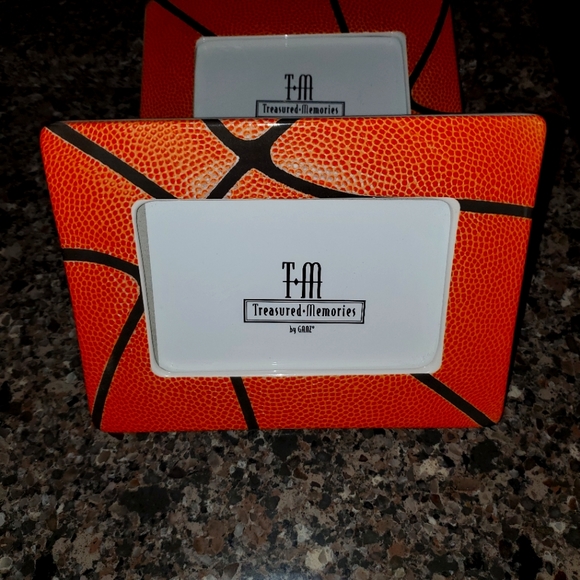 Treasured MEMORIES - Picture 1 of 3